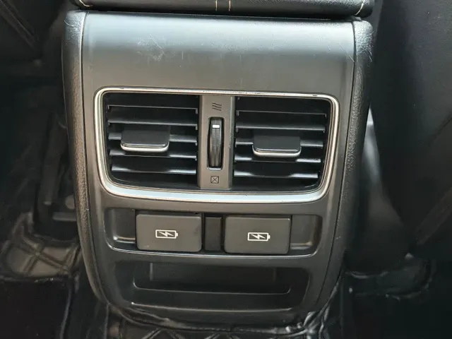 Honda Accord — Фото автомобиля 11