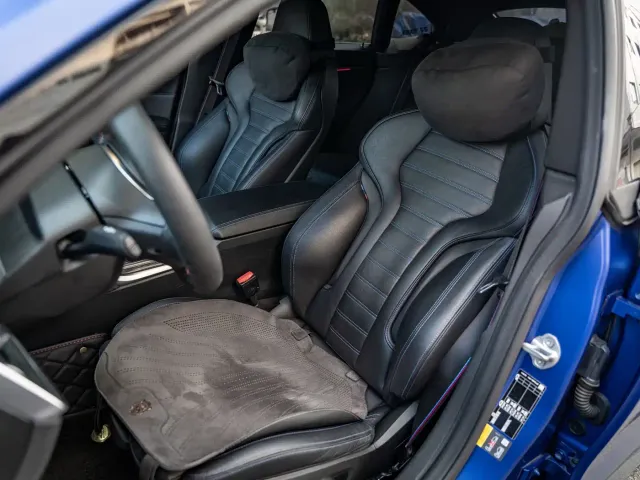 BMW i4 — Фото автомобиля 17