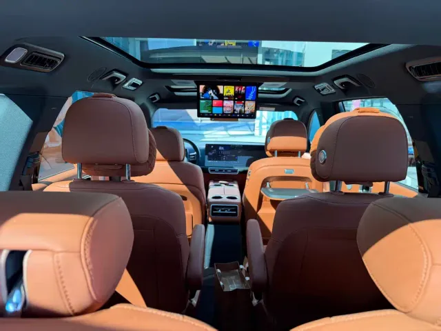 Li Auto L9 — Фото автомобиля 9