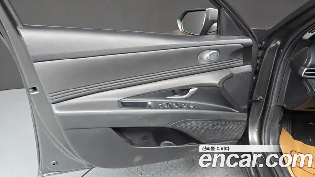 Hyundai AVANTE Avante (CN7) — Фото автомобиля 24