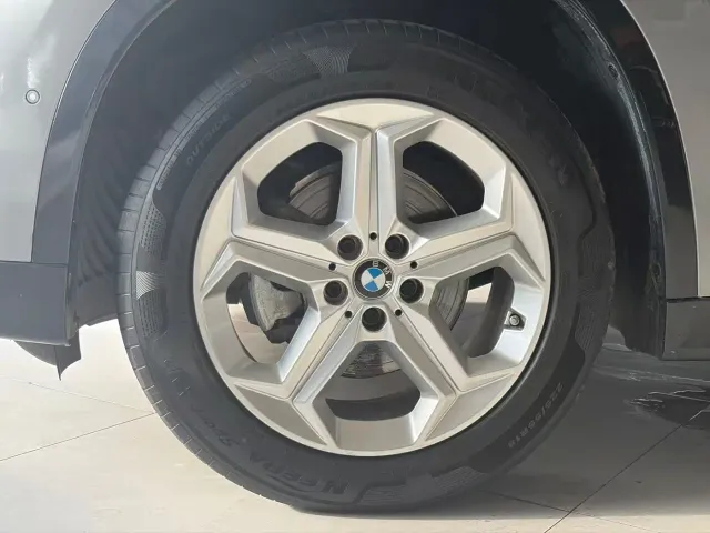 BMW X1 — Фото автомобиля 16