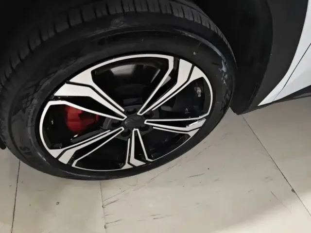 Geely Galaxy L7 — Фото автомобиля 22
