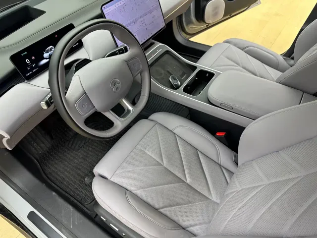Nio ET5 Touring — Фото автомобиля 6