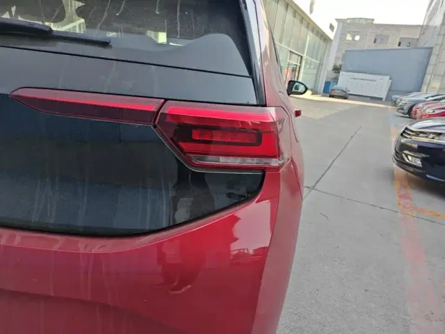 Volkswagen ID.3 — Фото автомобиля 7
