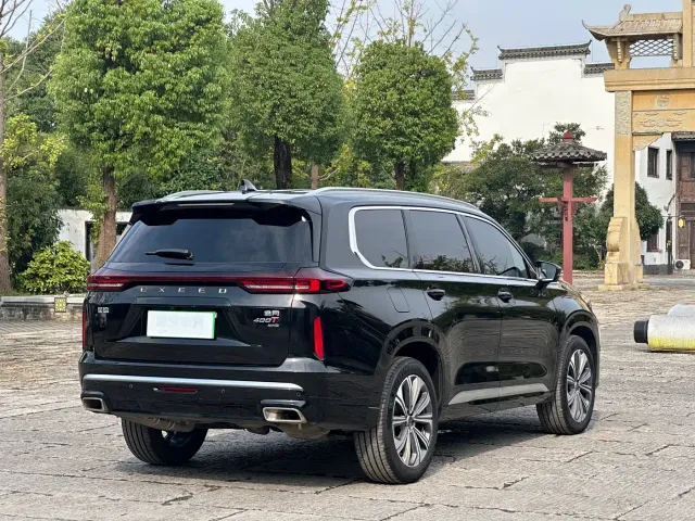 Exeed VX — Фото автомобиля 4