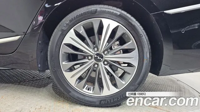 Kia K8 K8 Hybrid — Фото автомобиля 6