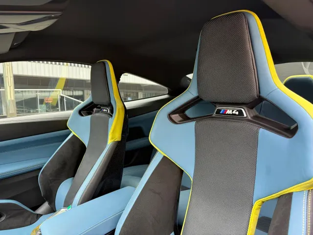 BMW M4 — Фото автомобиля 23