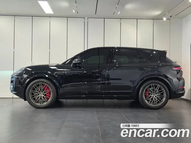 Porsche Cayenne — Фото автомобиля 6