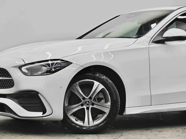 Mercedes-Benz C-Class — Фото автомобиля 16