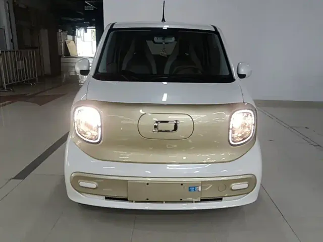 Besturn Bestune Pony 2026 222km Cute Pony Plus — Фото автомобиля 2
