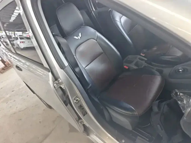 Wuling Hongguang — Фото автомобиля 24