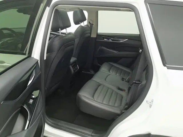 Maxus D60 — Фото автомобиля 15