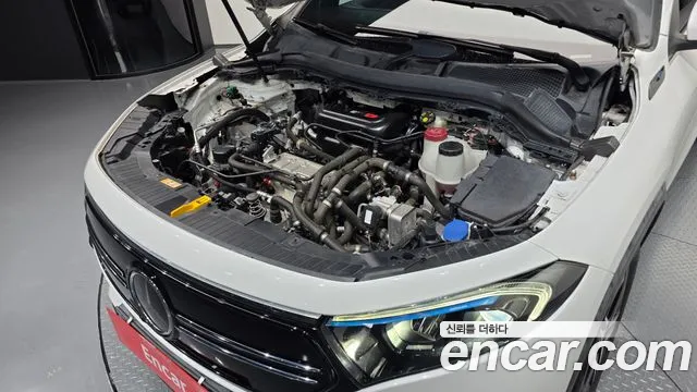 Mercedes-Benz EQA — Фото автомобиля 6
