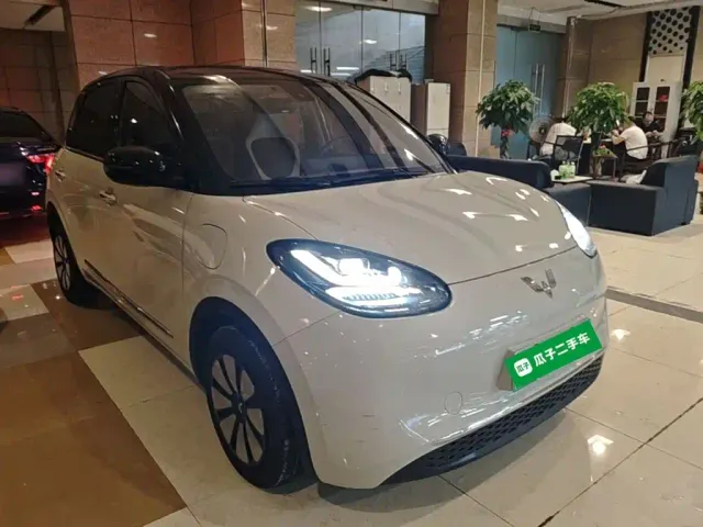Wuling Bingo — Фото автомобиля 3