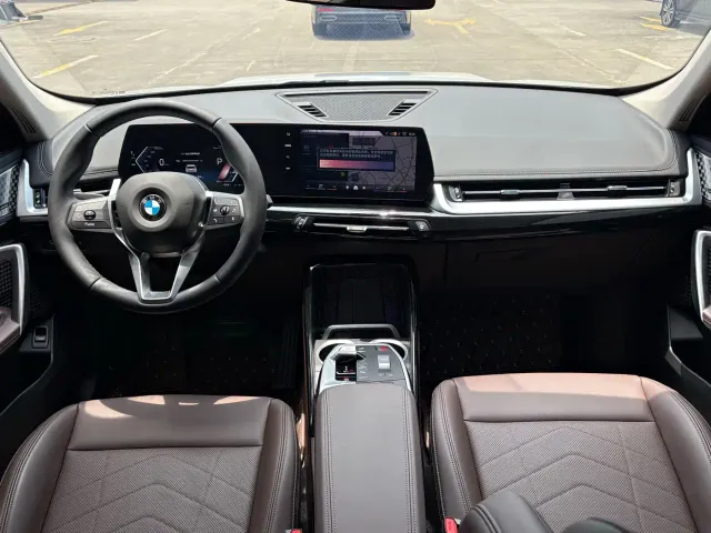 BMW X1 — Фото автомобиля 9