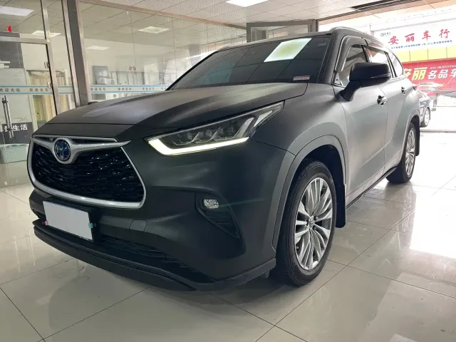 Фотография автомобиля — Toyota Highlander