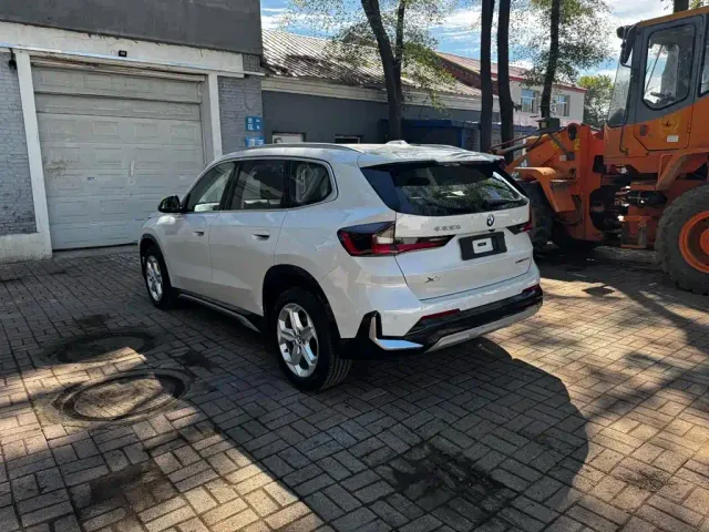 BMW X1 — Фото автомобиля 6
