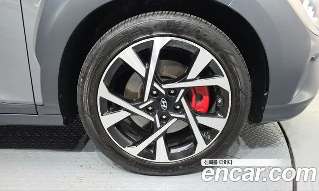 Hyundai Kona — Фото автомобиля 6