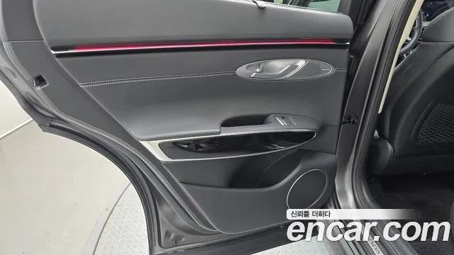Genesis GV70 3.5T Бензин AWD — Фото автомобиля 25