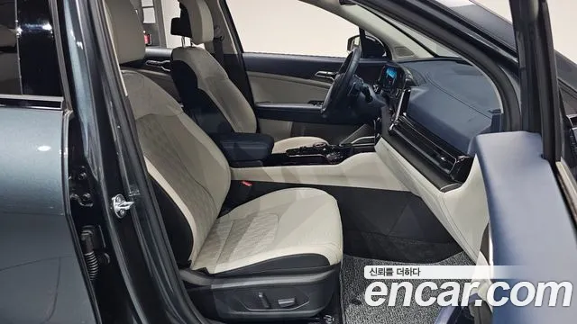 Kia Sportage Sportage 5-е поколение Бензин 1.6 турбо 2WD — Фото автомобиля 23