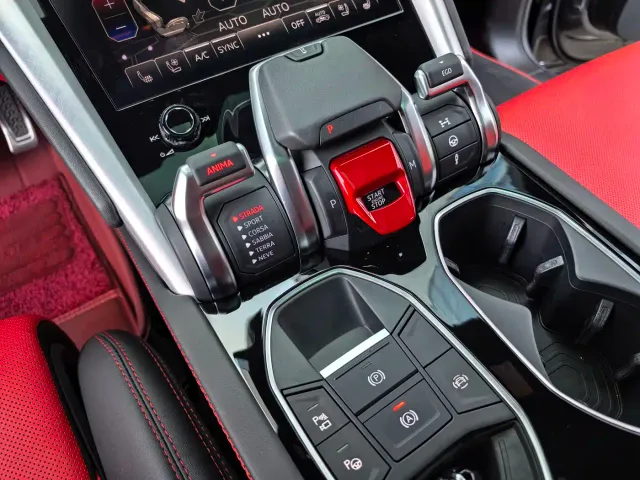 Lamborghini Urus — Фото автомобиля 30