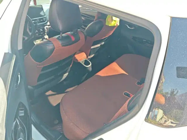 Toyota YARiS L Zhi Xuan — Фото автомобиля 11