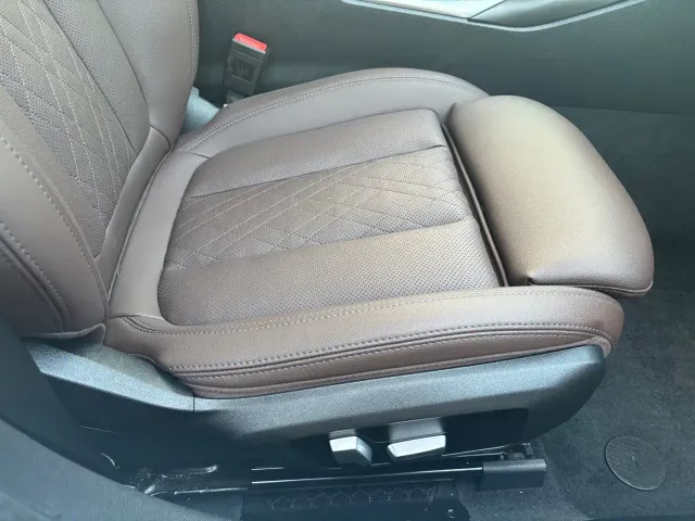 BMW 3 Series — Фото автомобиля 13