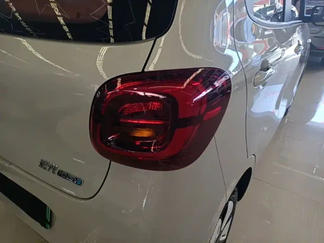 Wuling Hongguang Mini EV — Фото автомобиля 7