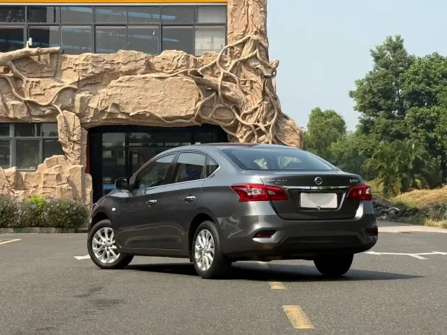 Nissan Sylphy — Фото автомобиля 3