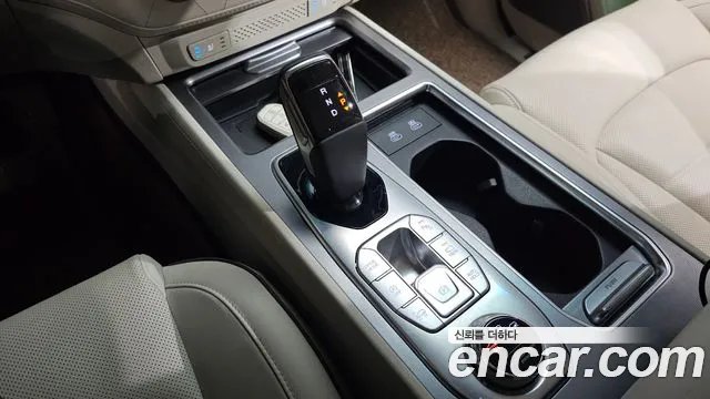 KG_Mobility_Ssangyong Rexton Rexton Arena Дизель 2.2 4WD — Фото автомобиля 9