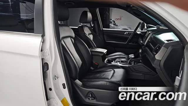 KG_Mobility_Ssangyong Rexton Новый Rexton Sport Khan Дизель 2.2 4WD — Фото автомобиля 10
