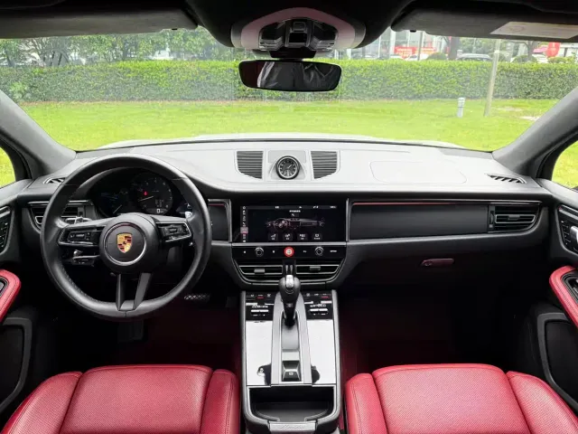 Porsche Macan — Фото автомобиля 7