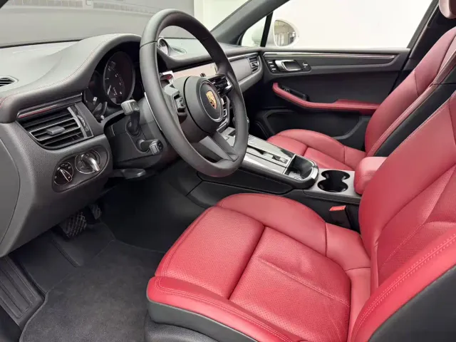 Porsche Macan — Фото автомобиля 7