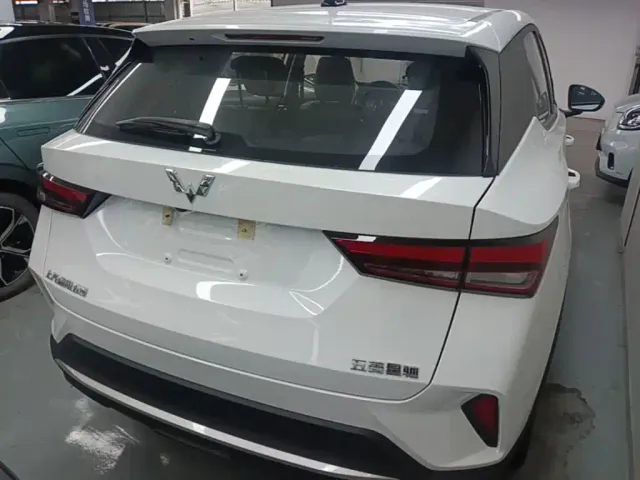 Wuling Xingchi — Фото автомобиля 6