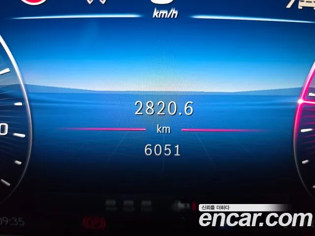 Mercedes-Benz E-Class — Фото автомобиля 8