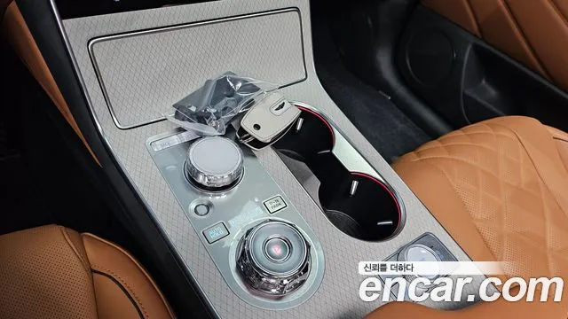 Genesis GV80 2.5T Бензин 2WD — Фото автомобиля 9