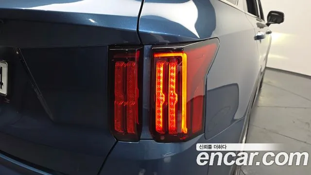 Kia Sorento Sorento 4-е поколение Бензин 2.5T 2WD — Фото автомобиля 18
