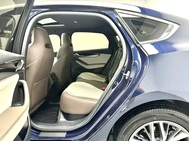BYD Qin PLUS — Фото автомобиля 6