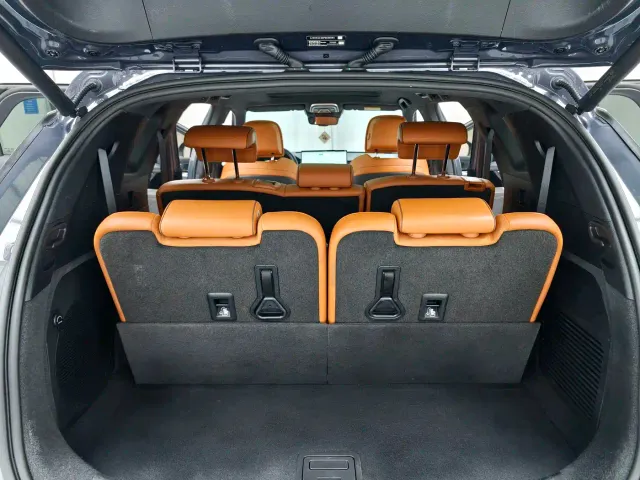BYD Tang — Фото автомобиля 11