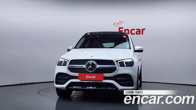 Mercedes-Benz GLE-Class — Фото автомобиля 3