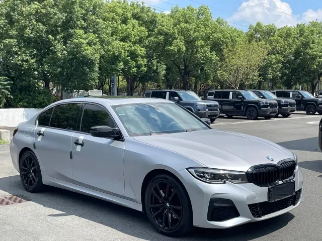 BMW 3 Series — Фото автомобиля 3