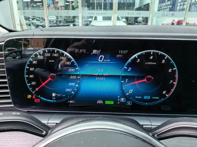 Mercedes-Benz GLE-Class — Фото автомобиля 8
