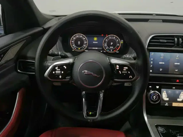 Jaguar XEL — Фото автомобиля 11