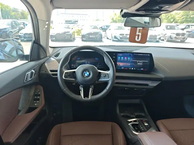 BMW 2 Series — Фото автомобиля 10
