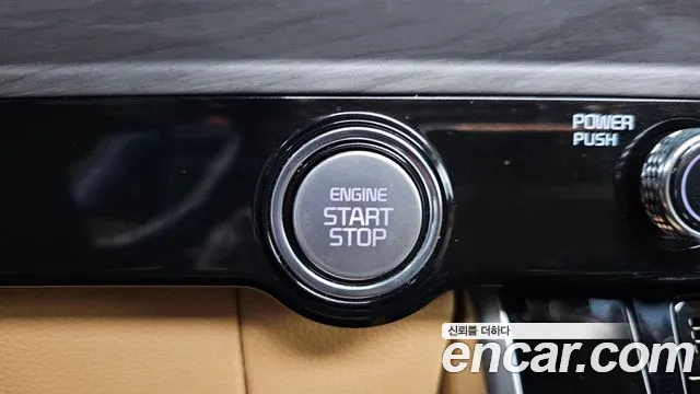 Kia Canival Carnival 4 поколение Бензин 7 мест Signature — Фото автомобиля 23