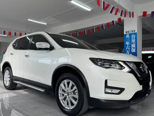 Nissan X-Trail — Фото автомобиля 3