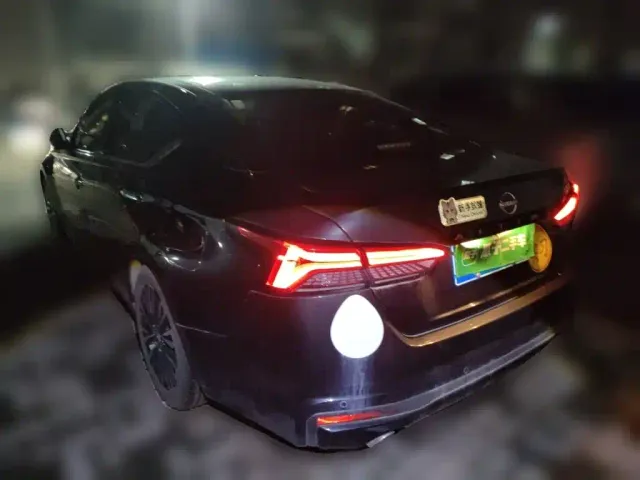 Nissan Teana — Фото автомобиля 4