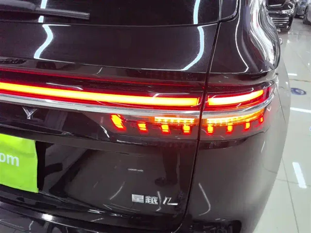Geely Xingyue L — Фото автомобиля 7