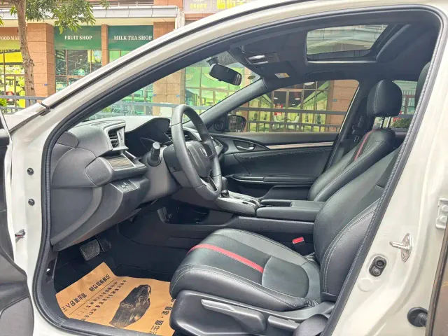 Honda Civic — Фото автомобиля 10