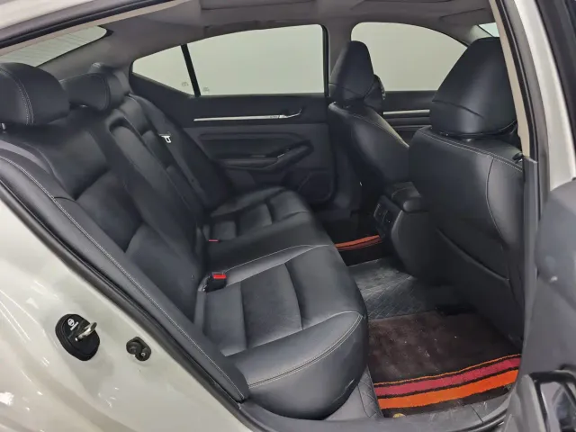 Nissan Teana — Фото автомобиля 9